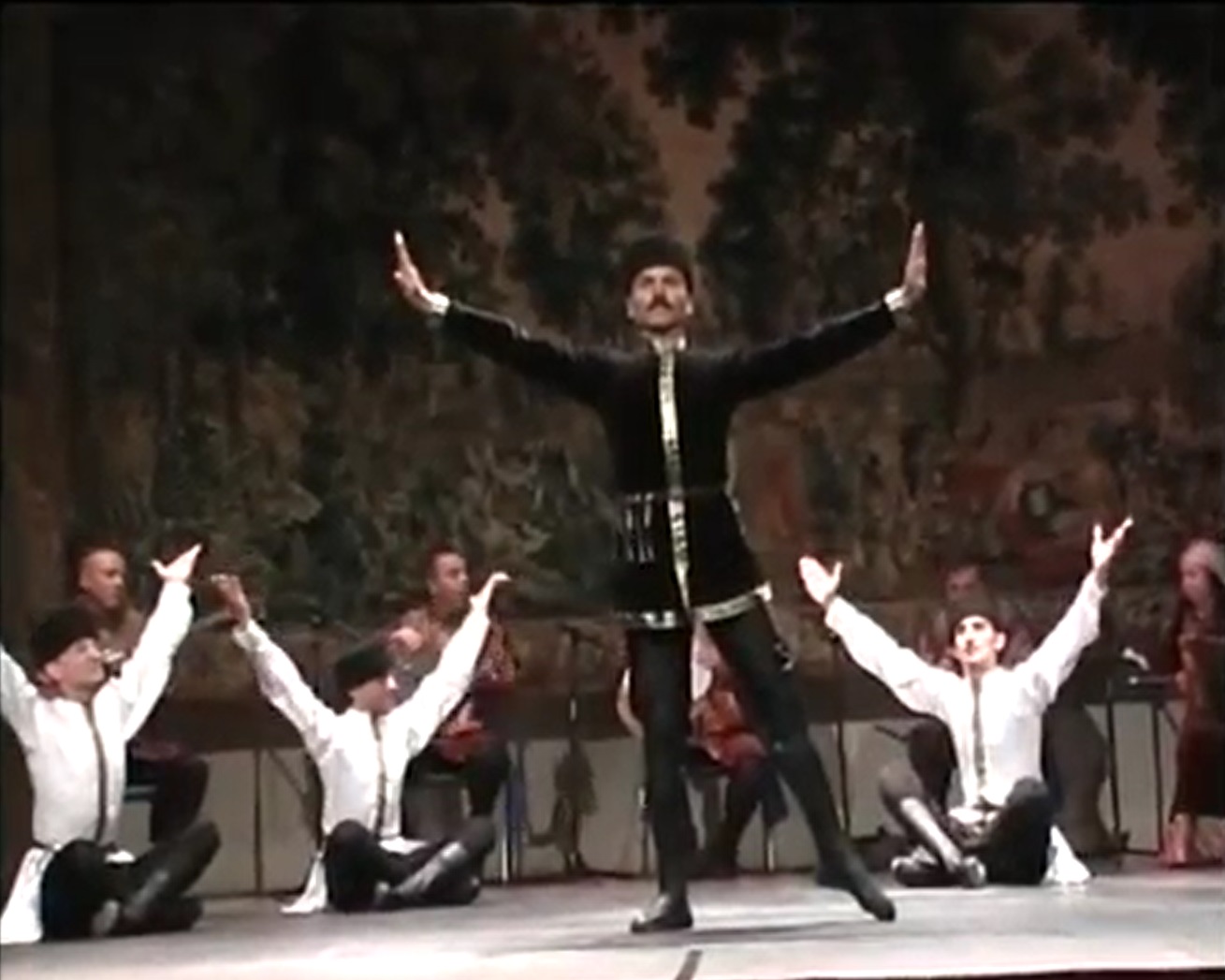 رقص آذری گنجلیک- آموزش و اجرا در تهران-سعید عبدی 09141025954